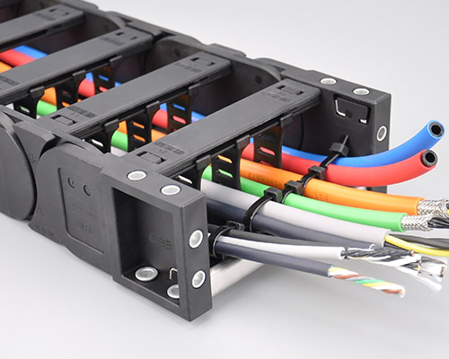 C03 High load cable carriers